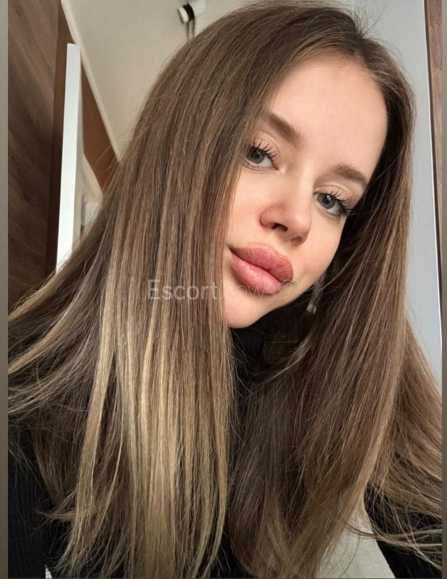 1200_1200_8bd3b8d4e1cf2915621a6f34ca03124d_big